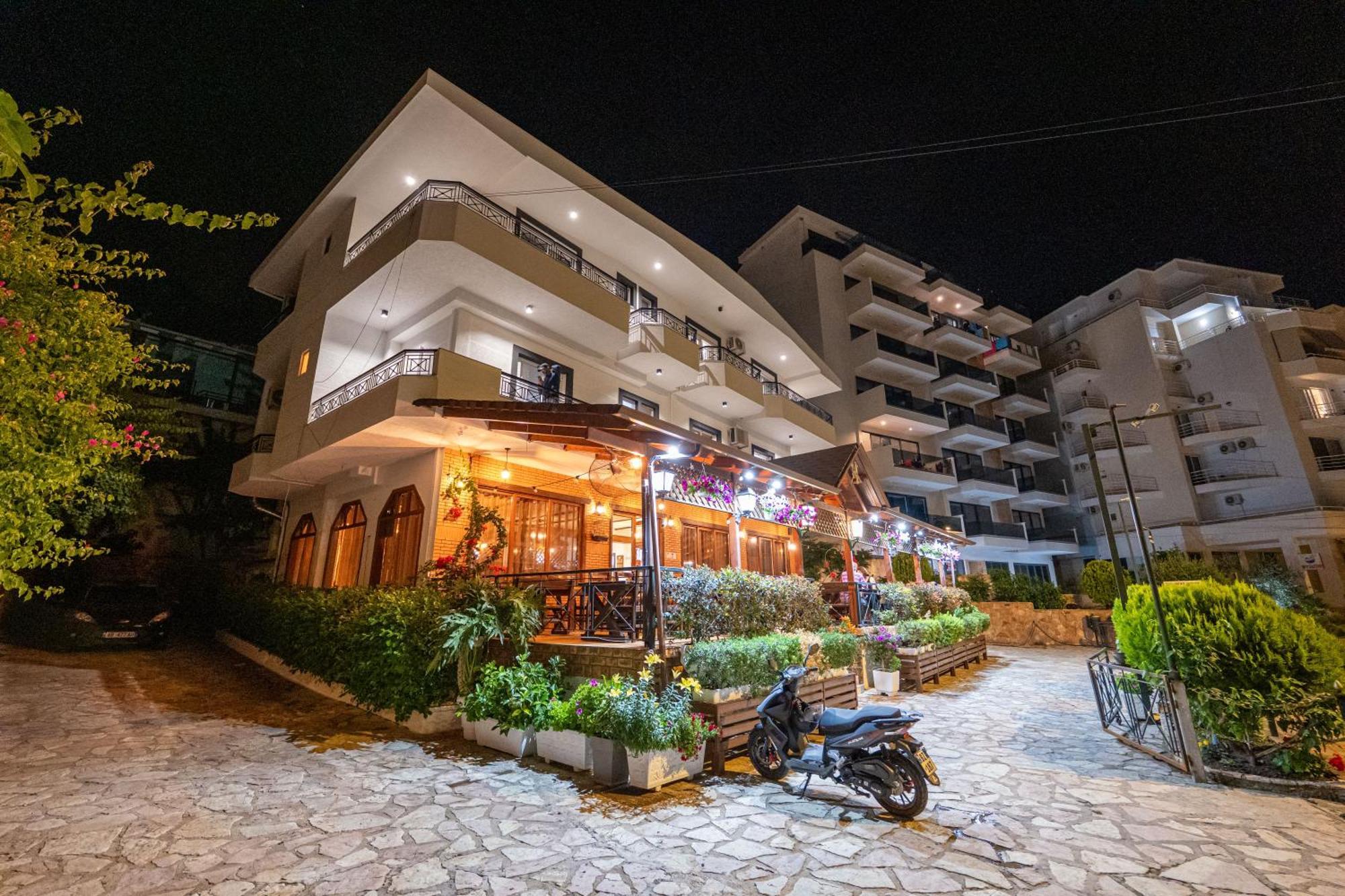 Sunkised Hotel Саранда Экстерьер фото